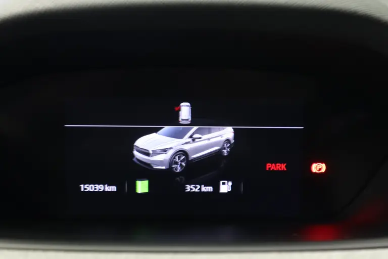 Skoda Enyaq iV 80 First Edition High Panoramadak HUD VCP Navi Clima Cruise Camera 21"LM afbeelding 10