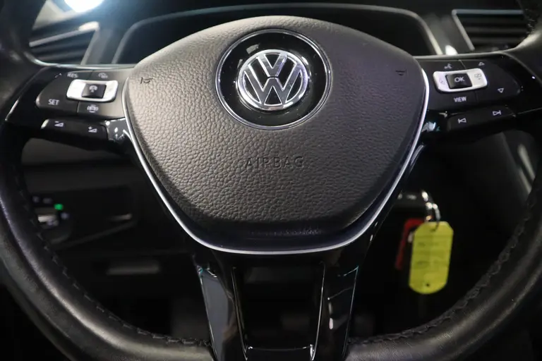 Volkswagen Tiguan 2.0 TSI 4Motion Highline Business R DSG Panoramadak Lane-Assist R-Line afbeelding 13