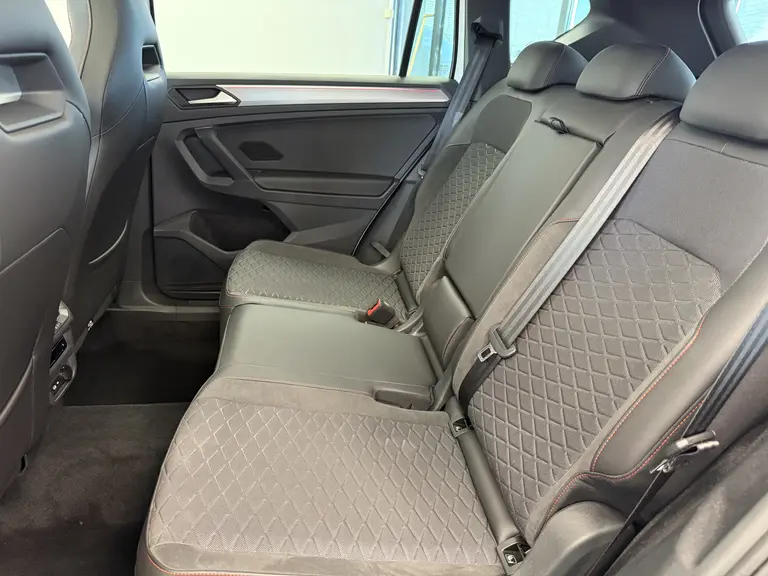 SEAT Tarraco 1.4 TSI e-Hybrid PHEV FR Business FR E-Hybrid Park Assist Stoelverw achter Lane Assist afbeelding 33