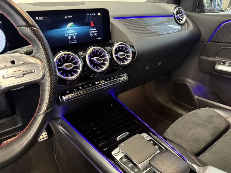 Mercedes-Benz B-Klasse 200 Premium 163 PK Climate Control Navigatie Widescreen Sfeerverlichting Flipper schakeling afbeelding 11