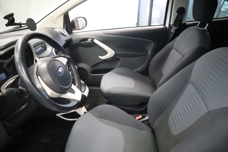Ford Ka 1.2 Titanium X start/stop Airco 15'lmv 1ste Eigenaar! afbeelding 5