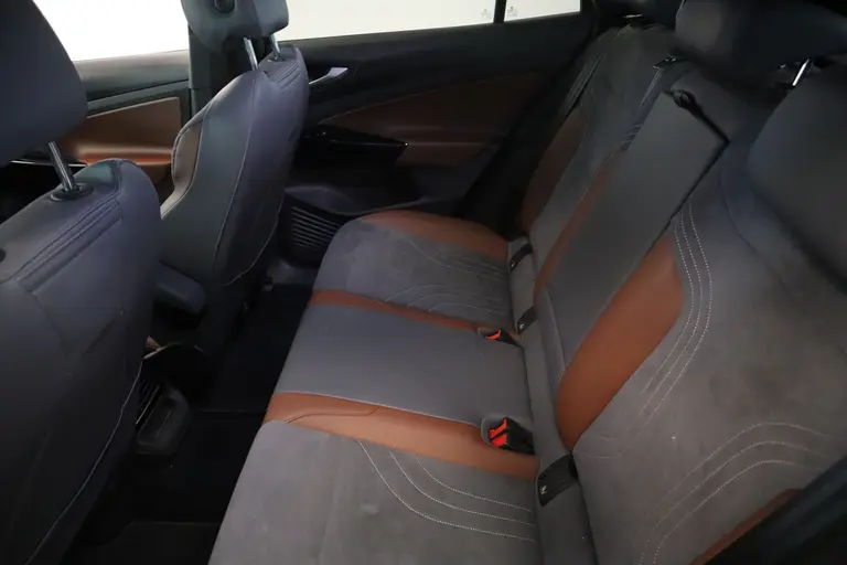 Volkswagen ID.4 First 77 kWh Adaptive-Cruise Sfeerverlichting Trekhaak afbeelding 20