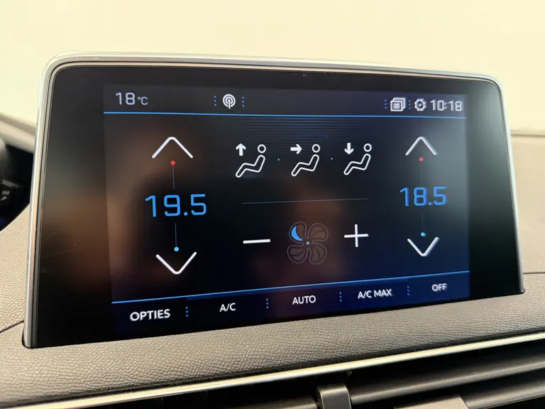Peugeot 3008 1.2 PureTech Crossway Navigatie Panorama afn trekhaak Dab+ 18LMV Cruise control afbeelding 22