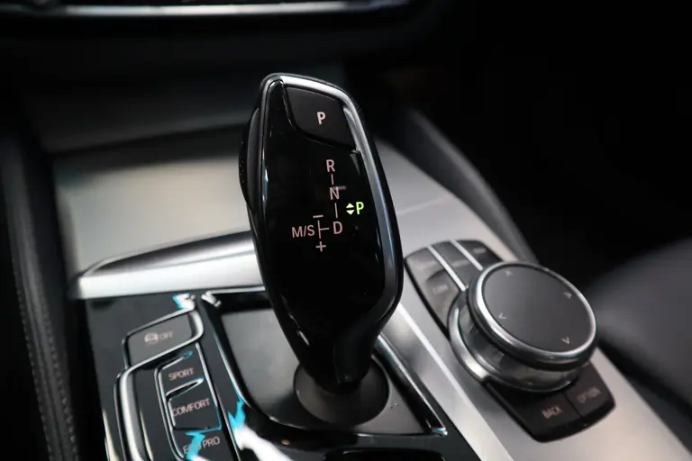 BMW 5 Serie 530e iPerformance High Executive Panoramadak VCP, Climate Control, Cruise Control, Lane Assist, afbeelding 21
