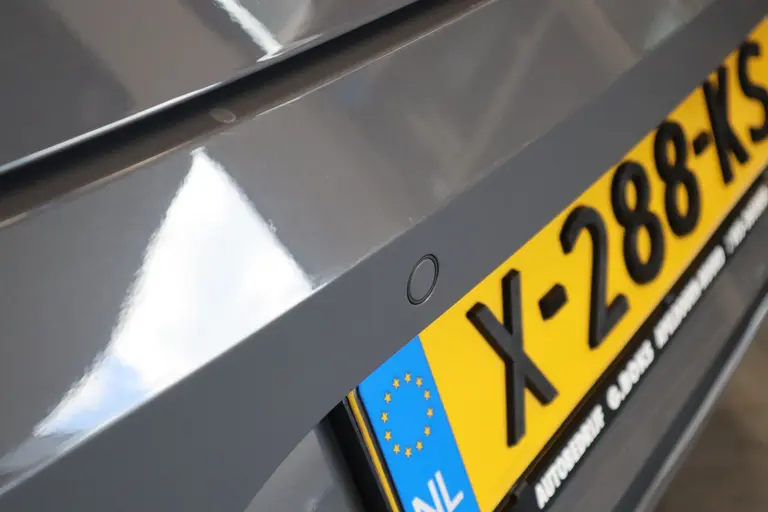 CUPRA Leon 2.0 TSI  VZ Performance 300PK Panoramadak Navigatie Apple-CarPlay 19'lmv VCP PDC Beats Audio afbeelding 6