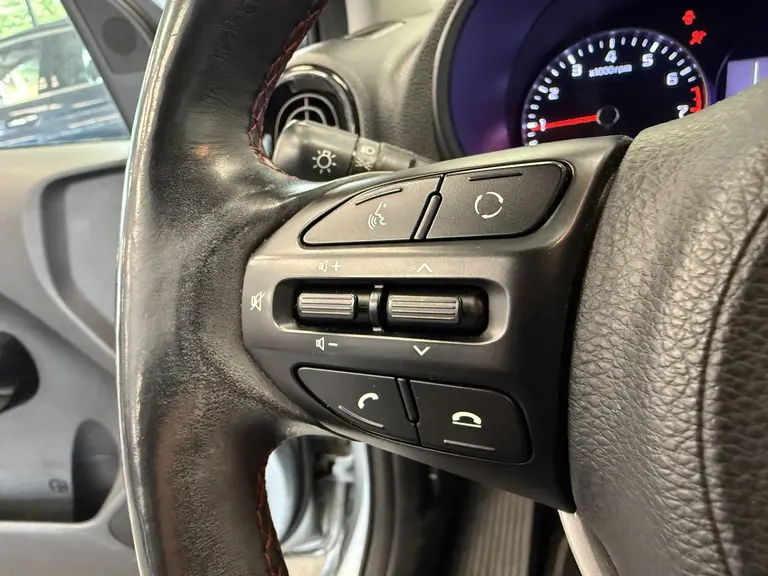 Kia Picanto 1.2 CVVT GT-Line Leder Navigatie Stoel/Stuur verwarming !! 2e Pinksterdag zijn wij geopend van 12.00 tot 17.00u !! afbeelding 11
