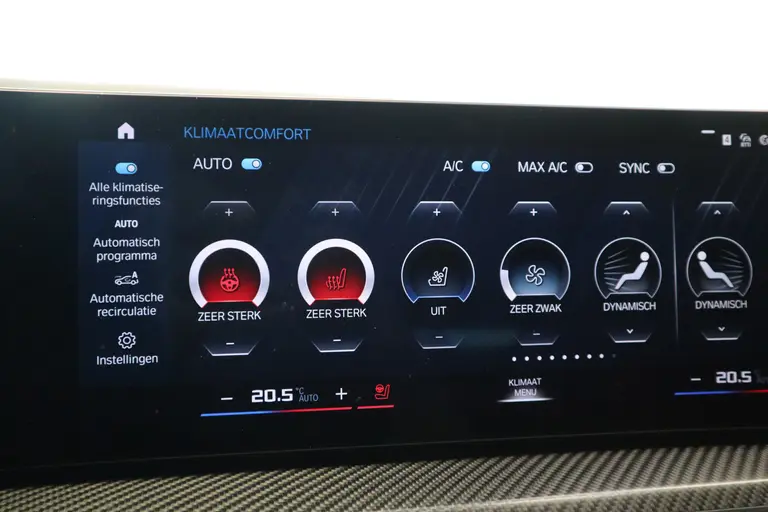 BMW XM PHEV 30 kWh Bowers & Wilkins 23''LM inidivual leder Trekhaak NL Auto * 2e Paasdag zijn wij geopend van 12:00 tot 17:00uur! * afbeelding 35