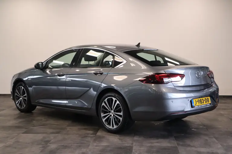 Opel Insignia Grand Sport 1.5 Turbo Business Executive BOSE Camera Lane Assist 18'' LM Keyless Go/Start afbeelding 3