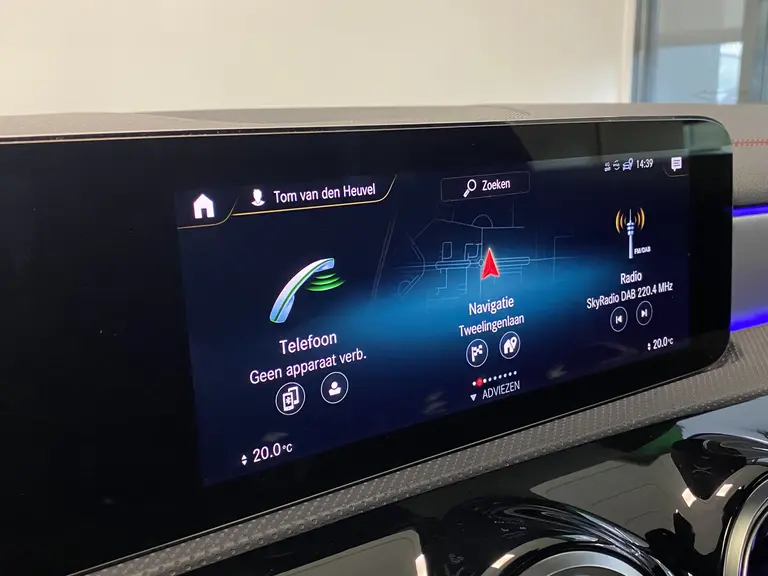 Mercedes-Benz CLA-Klasse 250 e Business Solution AMG Limited 218PK VCP Panoramadak  Navigatie Sfeerverlichting Cruise Control Stand kachel DAB+ 2 Jaar garantie mogelijk* ( vraag naar de voorwaarde) afbeelding 25
