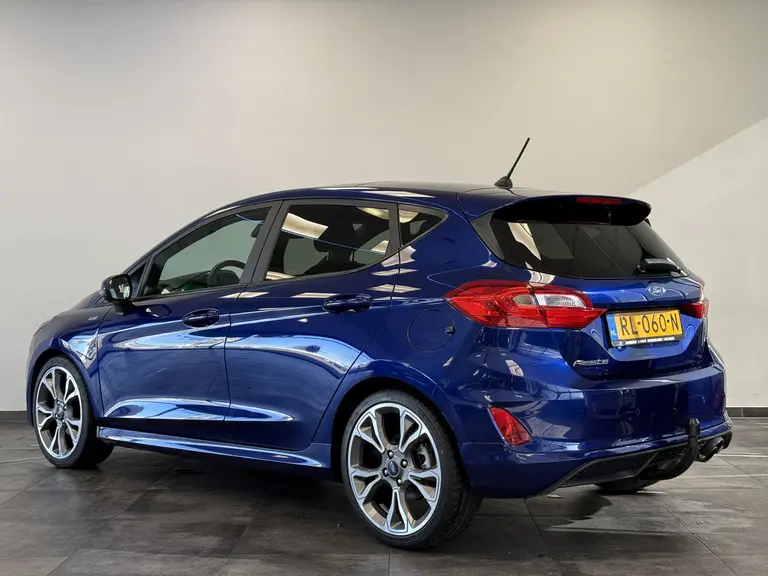 Ford Fiesta 1.0 EcoBoost ST-Line 5-Drs. Panoramadak Navigatie * 2e Paasdag zijn wij geopend van 12:00 tot 17:00uur! * afbeelding 2
