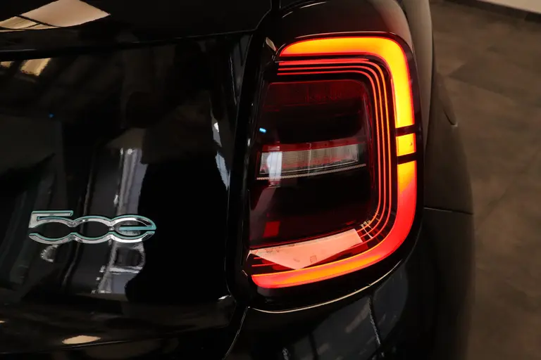 Fiat 500E CABRIO Navigatie CruiseControl 16'lmv NAP! 24 maanden garantie mogelijk (*vraag naar de voorwaarden) afbeelding 5