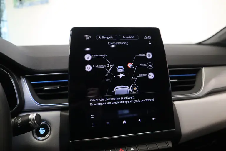 Renault Captur 1.6 E-Tech Plug-in Hybrid 160 Edition One 160PK  Navigatie 18 LMV Cruise control Lane ass afbeelding 17