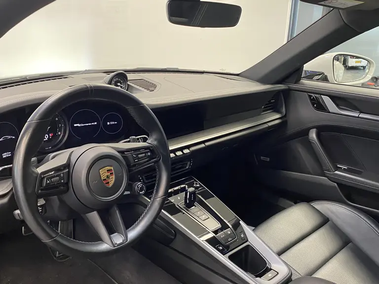 Porsche 911 3.0 Carrera 4 S Sport chrono Bose Dealer onderhouden Kreide Grau Panoramadak ACC 450PK! * 2e Paasdag zijn wij geopend van 12:00 tot 17:00uur! * afbeelding 13