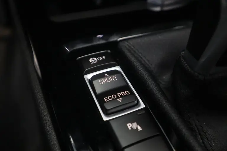 BMW X1 xDrive25i High Executive ACC PDC Head-Up Harman Kardon Schuif/Kanteldak afbeelding 15