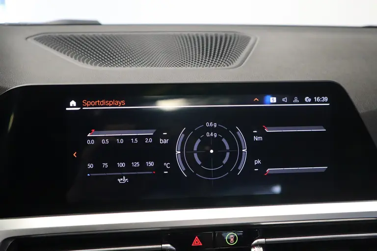 BMW 3-serie 330e High Executive Schuif/kanteldak ACC PDC Navi Co-Pilot HI-FI Laser Led Head-up Leder 20''LM M-Performance afbeelding 17