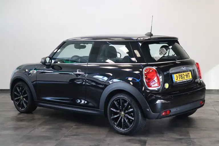 MINI Mini Electric Charged 33 kWh Leder Navigatie Harman&Kardon afbeelding 3