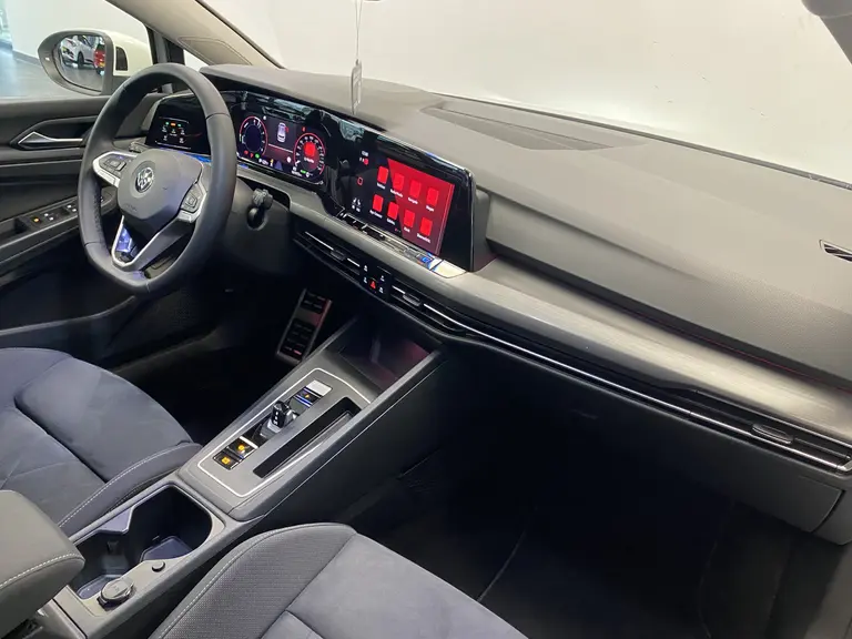 Volkswagen Golf 1.4 eHybrid Style VCP Navigatie Cruise Control 17LMV Sfeerverlichting Flippers bediening 24 maanden garantie mogelijk (*vraag naar de voorwaarden) afbeelding 10