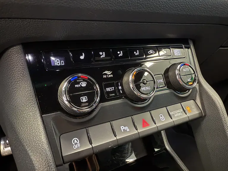 Skoda Kodiaq 1.5 TSI Sportline Business Full-led Adaptive-Cruise 20"lmv 24 maanden garantie mogelijk (*vraag naar de voorwaarden) afbeelding 22