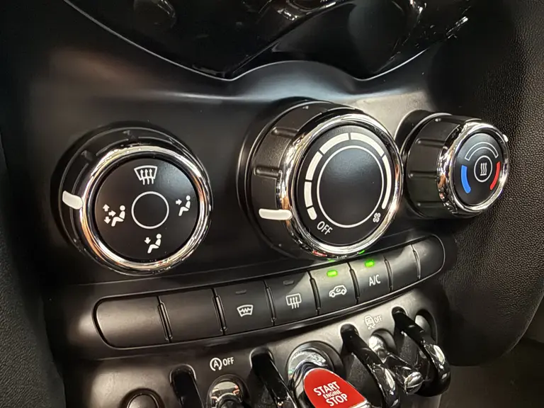 MINI Mini 1.5 One Salt 5-Drs. Airco CruiseControl Navigatie afbeelding 14