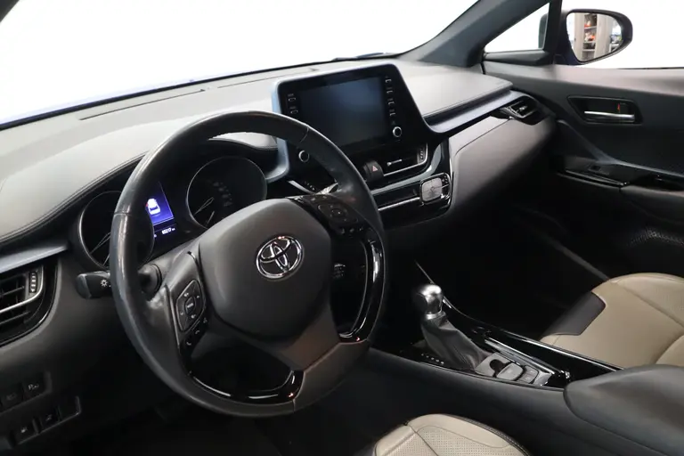 Toyota C-HR 1.8 Hybrid Bi-Tone Keyless Go & Start afbeelding 9