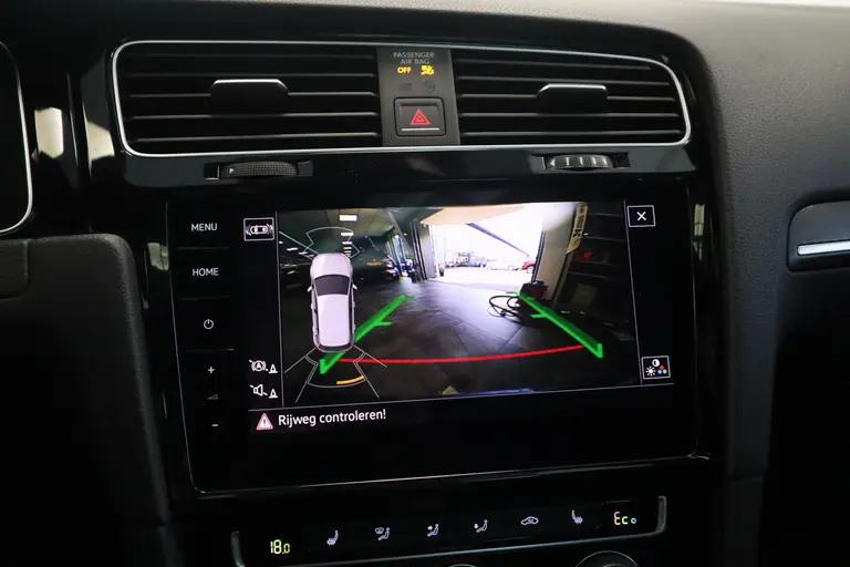 Volkswagen Golf 1.4 TSI PHEV GTE Cruise ACC Panodak 18" LM Stoelverwarming Climate Navi Carplay/Android afbeelding 21