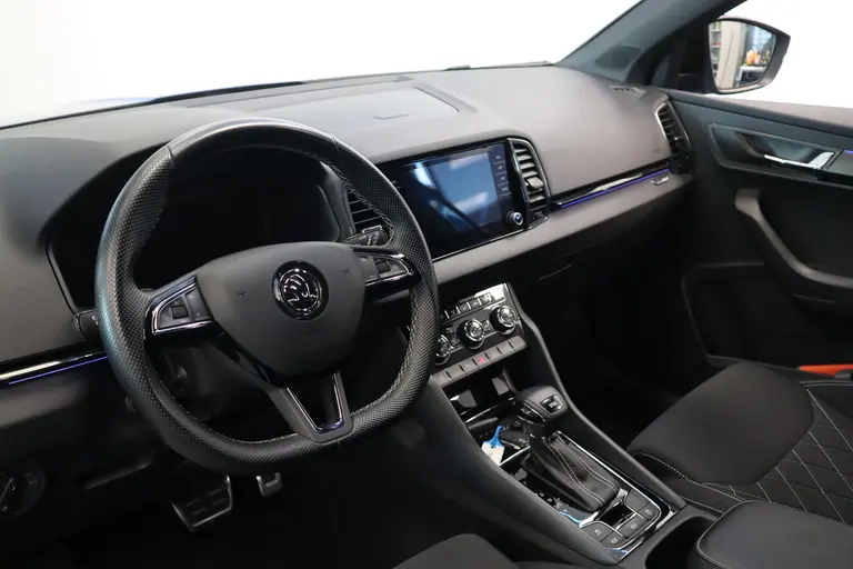 Skoda Karoq 1.5 TSI ACT Sportline Business Navigatie Schaal stoelen VCP 2 Jaar garantie mogelijk* ( vraag naar de voorwaarde) afbeelding 9