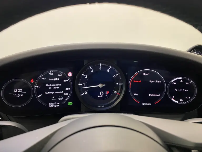 Porsche 911 3.0 Carrera 4 S Sport chrono Bose Dealer onderhouden Kreide Grau Panoramadak ACC 450PK! * 2e Paasdag zijn wij geopend van 12:00 tot 17:00uur! * afbeelding 16