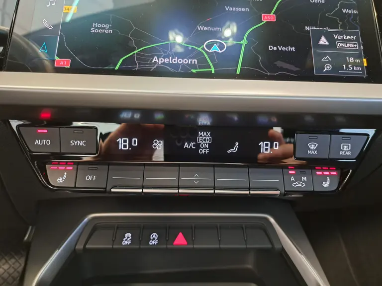 Audi A3 Limousine 30 TFSI Pro Line Navigatie Carplay Clima Cruise VCP 17"LM 24 maanden garantie mogelijk (*vraag naar de voorwaarden) afbeelding 15
