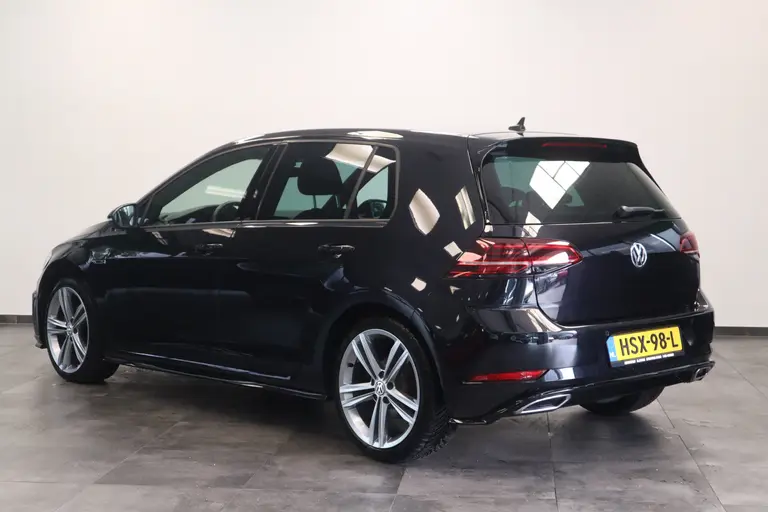 Volkswagen Golf 1.4 TSI Highline Business R Automaat DSG 18 inch achteruitrijcamera afbeelding 3