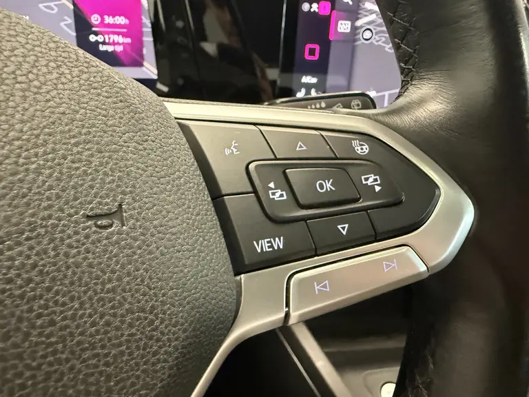 Volkswagen Golf 1.5 TSI Highline Business R 150pk Panorama Navigatie Sfeerverliching DAB+ Apple Carplay Cruise Control 17LMV afbeelding 13