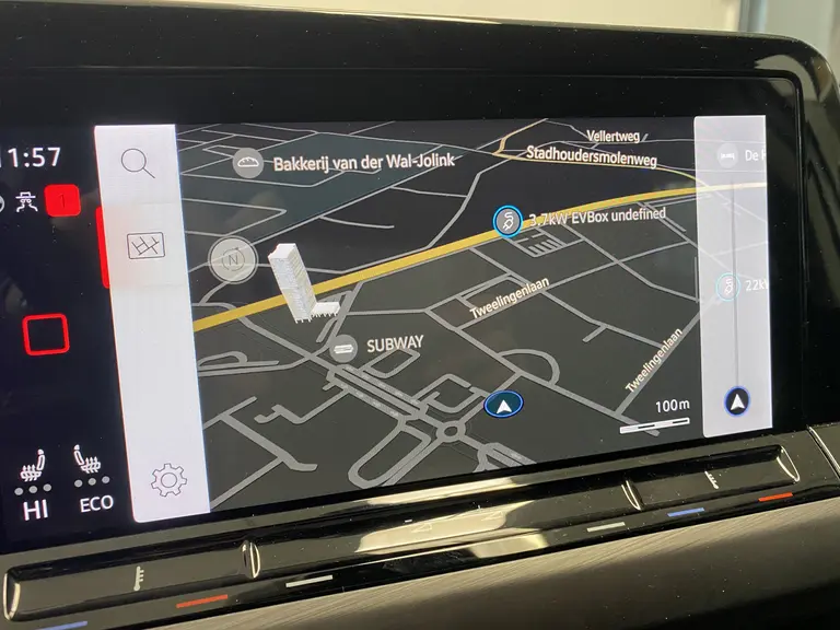 Volkswagen Golf 1.4 eHybrid Style VCP Navigatie Cruise Control 17LMV Sfeerverlichting Flippers bediening * 2e Paasdag zijn wij geopend van 12:00 tot 17:00uur! * afbeelding 25