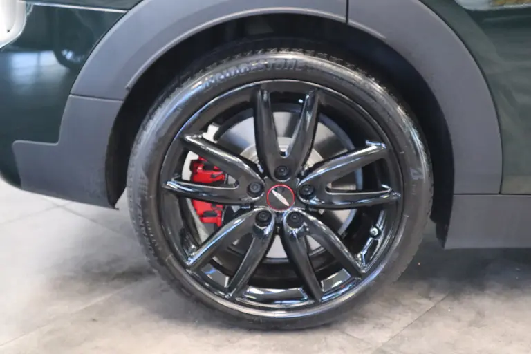 MINI Clubman 306PK 2.0 JCW ALL4 Harmann Kardon Navigatie Cruise control vol leder interieur 18LMV * 2e Paasdag zijn wij geopend van 12:00 tot 17:00uur! * afbeelding 6