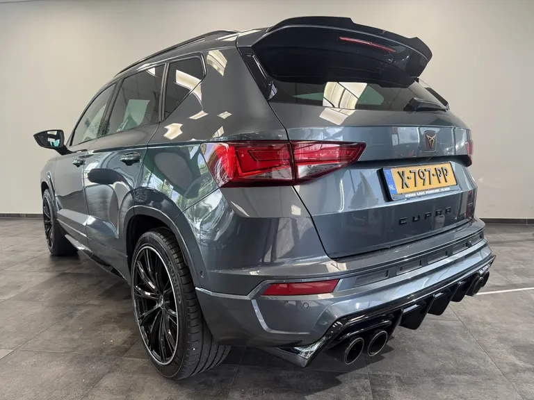 CUPRA Ateca 2.0 TSI 4DRIVE 300pk! Adaptive Cruise Navigatie Full-led !! 2e Pinksterdag zijn wij geopend van 12.00 tot 17.00u !! afbeelding 4