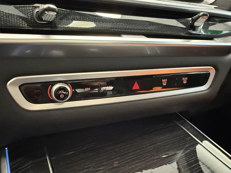 BMW X5 xDrive50e M Sport laser light HUD panodak H&K Shadow Line afbeelding 19