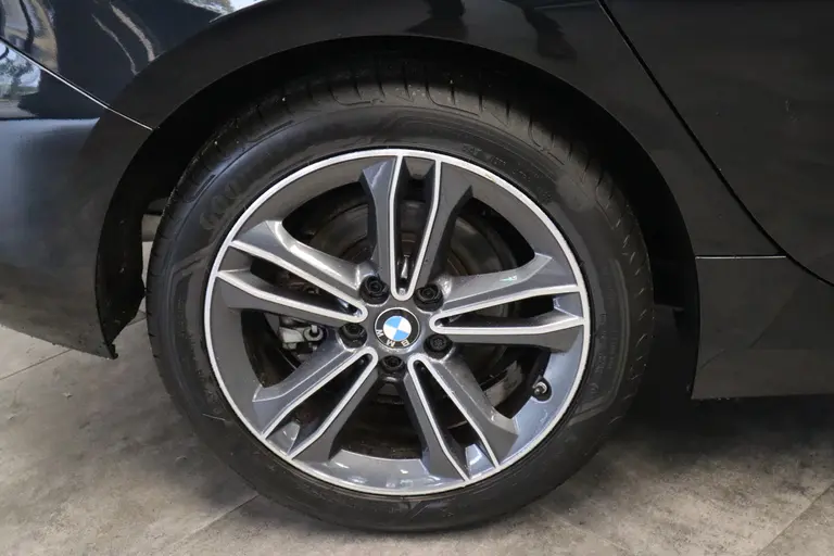BMW 1-serie 118i Executive Edition 5-deurs Automaat (136pk) Live Cockpit Professional afbeelding 7