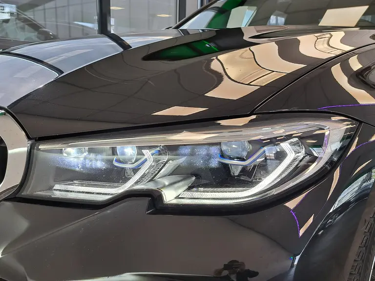 BMW 3-serie 330e High Executive M-Sport+ Head-up Laser-led Schuif/kanteldak 19"lmv 2 Jaar garantie mogelijk* ( vraag naar de voorwaarde) afbeelding 10