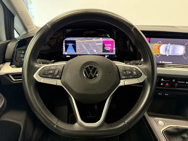 Volkswagen Golf 1.5 TSI Highline Business R 150pk Panorama Navigatie Sfeerverliching DAB+ Apple Carplay Cruise Control 17LMV afbeelding 10