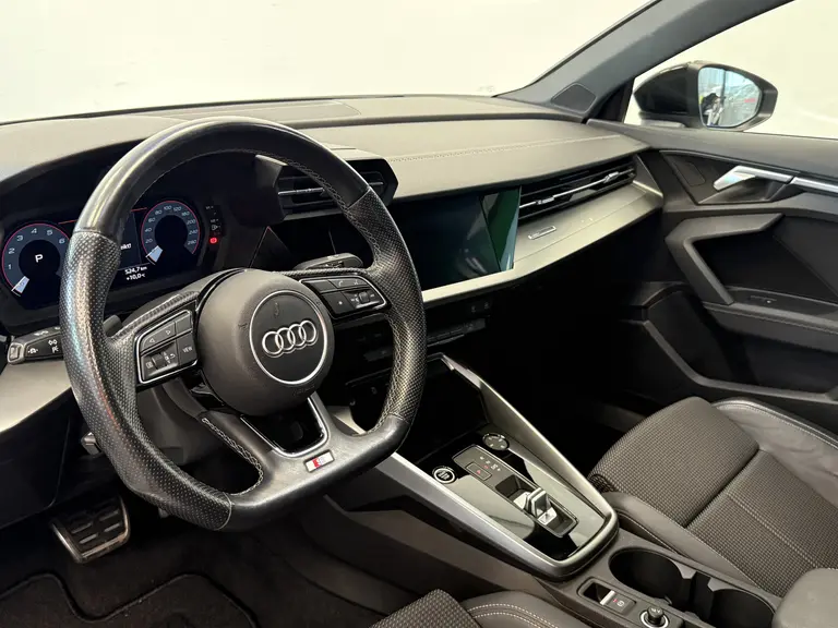 Audi A3 Limousine 30 TFSI S edition 2x S-Line Full-led Navigatie * 2e Paasdag zijn wij geopend van 12:00 tot 17:00uur! * afbeelding 9