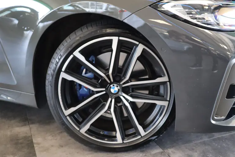 BMW 4 Serie Cabrio M440i xDrive High Executive 374 PK Navigatie 360Camera Volleder Apple carplay 19LMV Head up * 2e Paasdag zijn wij geopend van 12:00 tot 17:00uur! * afbeelding 5