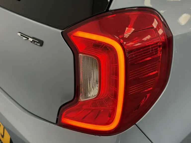 Kia Picanto 1.2 CVVT GT-Line Leder Navigatie Stoel/Stuur verwarming !! 2e Pinksterdag zijn wij geopend van 12.00 tot 17.00u !! afbeelding 7