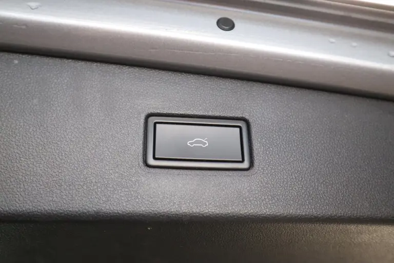 Volkswagen Tiguan Allspace 1.5 TSI Highline Business R 7-Persoons Panoramadak Navigatie Camera CruiseControl * 2e Paasdag zijn wij geopend van 12:00 tot 17:00uur! * afbeelding 8