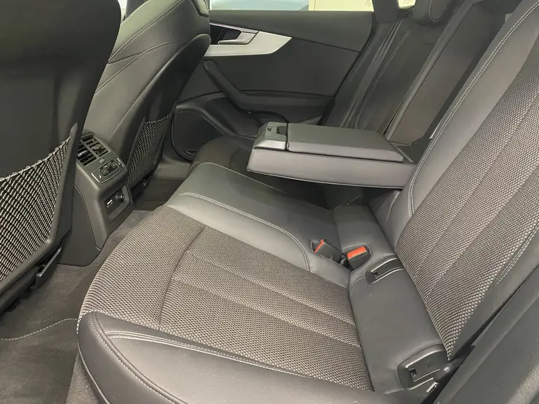 Audi A5 Sportback 40 TFSI quattro S edition Competition Panoramadak CruiseControl Navigatie 20'lmv VCP 2 Jaar garantie mogelijk* ( vraag naar de voorwaarde) afbeelding 26