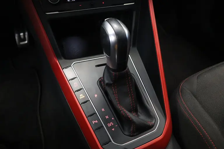 Volkswagen Polo 2.0 TSI GTI Cruise/Climate control 18''LM ACC PDC Panoramadak NL Auto * 2e Paasdag zijn wij geopend van 12:00 tot 17:00uur! * afbeelding 19