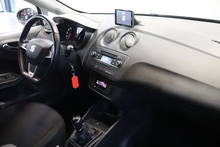 SEAT Ibiza 1.2 TSI FR 1ste Eigenaar 17'Lmv Navigatie afbeelding 14