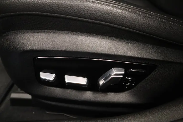 BMW 5 Serie 520i Corporate Lease High Executive Connect drive Navigatie PDC Cruise Control 18LMV Vol Leder 24 maanden garantie mogelijk (*vraag naar de voorwaarden) afbeelding 10