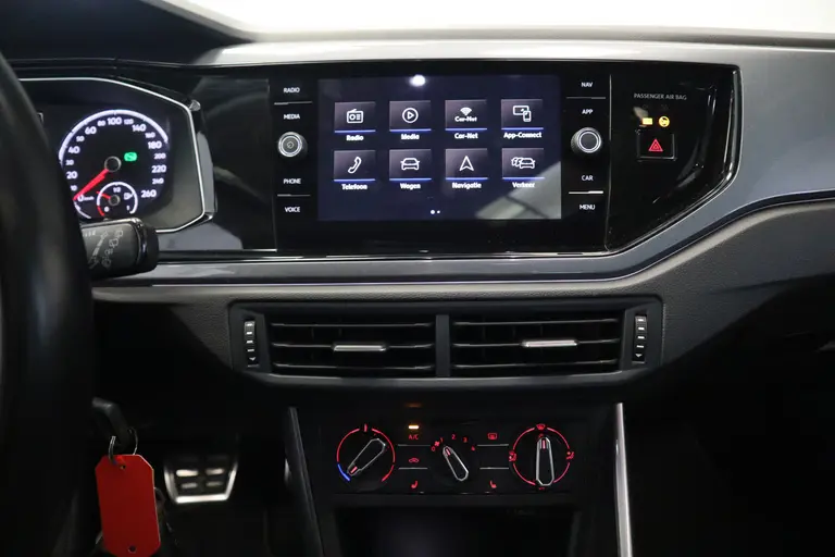 Volkswagen Polo 1.0 TSI Comfortline Panoramadak Navigatie Full-led afbeelding 12