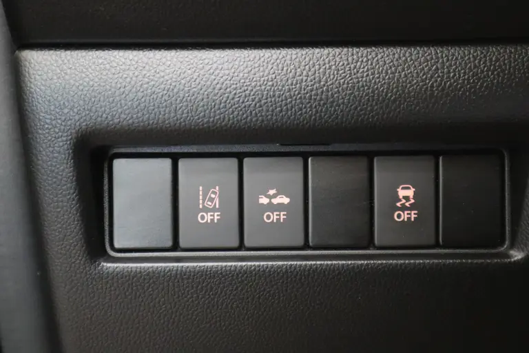 Suzuki Swift 1.0 Stijl 112PK Automaat TWo tone Color Navigatie Dab+ 16LMV Cruise Control Stoelverwarming afbeelding 14