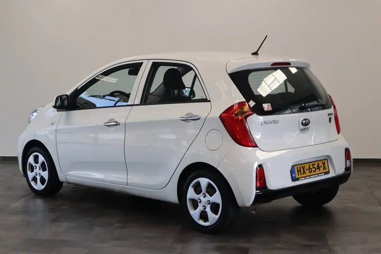 Kia Picanto 1.0 CVVT DynamicLine 5-Drs. ClimateControl CruiseControl afbeelding 3