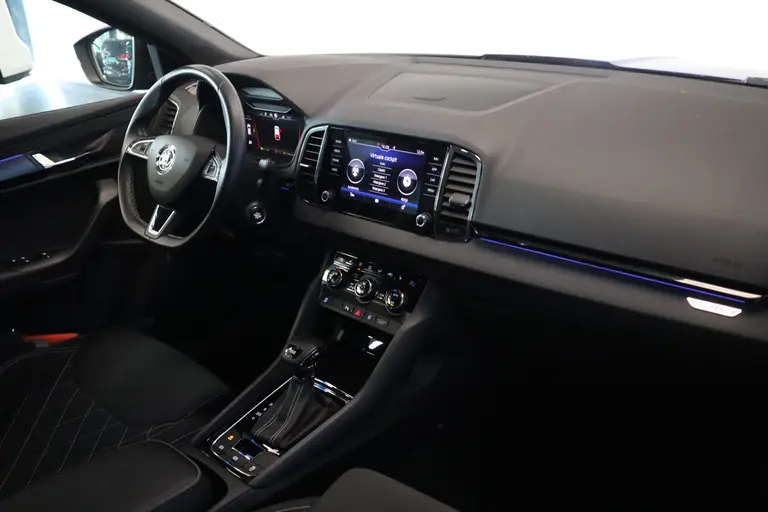 Skoda Karoq 1.5 TSI ACT Sportline Business Navigatie Schaal stoelen VCP 2 Jaar garantie mogelijk* ( vraag naar de voorwaarde) afbeelding 23