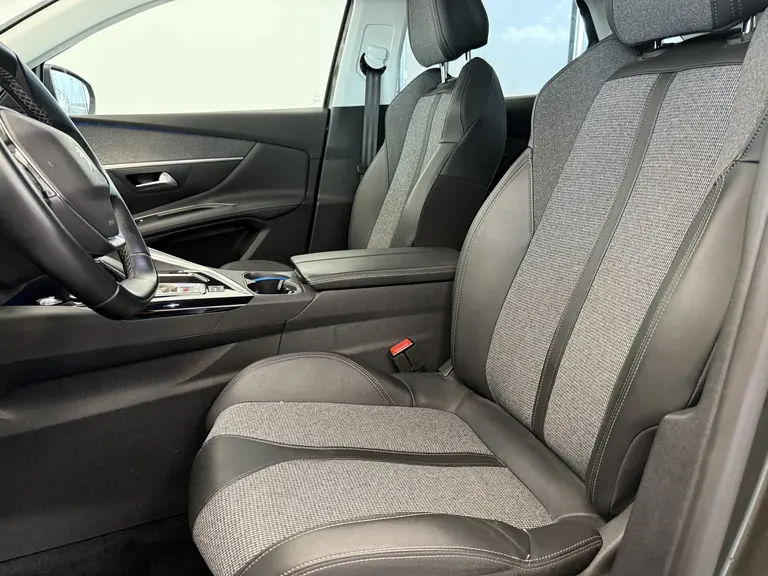 Peugeot 3008 1.2 PureTech Crossway Navigatie Panorama afn trekhaak Dab+ 18LMV Cruise control afbeelding 13
